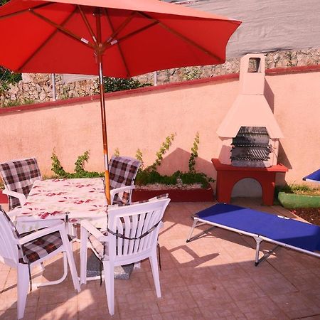 Apartman Nelamore - Krk Town, 300 Meters To The Beach Экстерьер фото