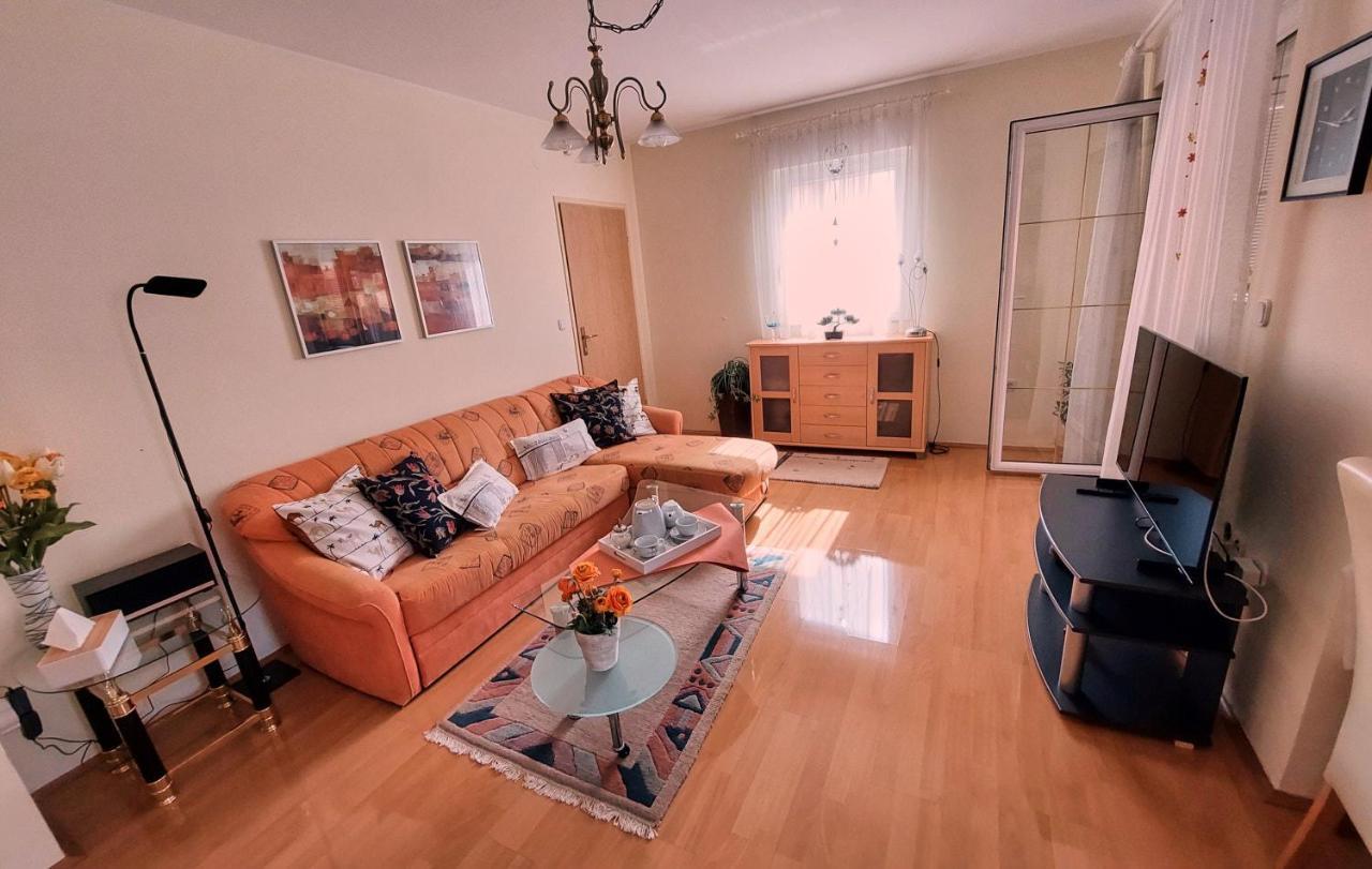 Apartman Nelamore - Krk Town, 300 Meters To The Beach Экстерьер фото