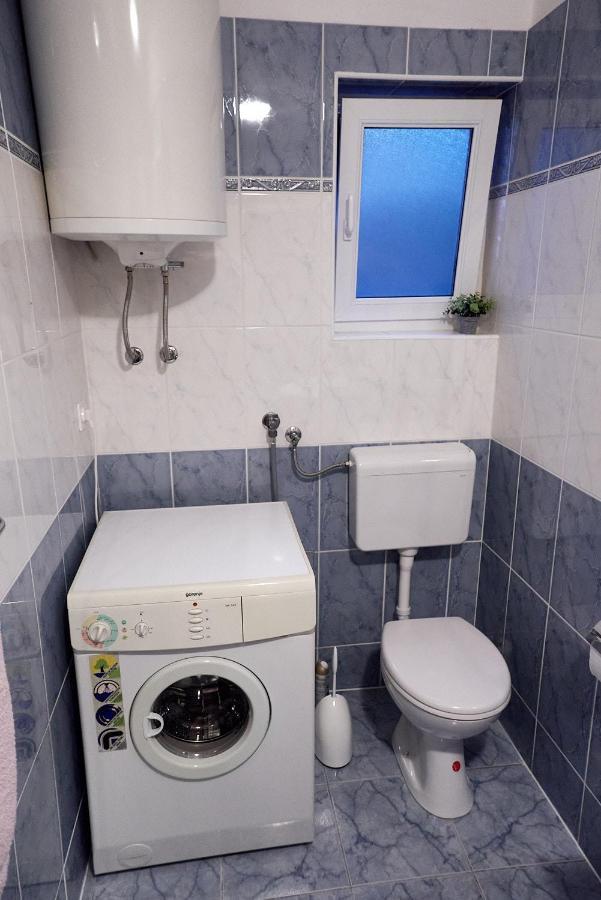 Apartman Nelamore - Krk Town, 300 Meters To The Beach Экстерьер фото