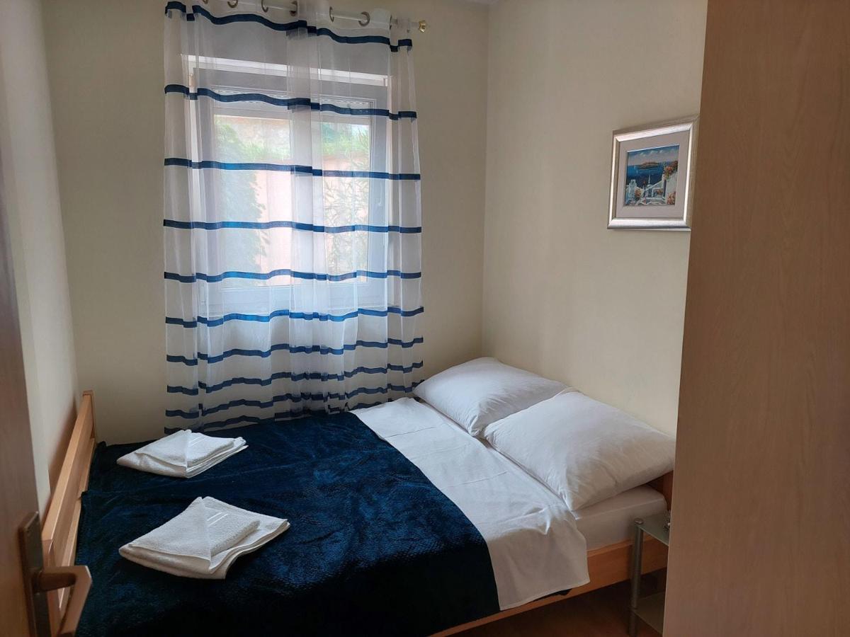 Apartman Nelamore - Krk Town, 300 Meters To The Beach Экстерьер фото